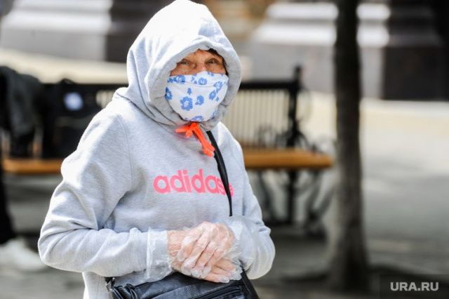 СМИ: власти РФ обсуждают условия возвращения карантина