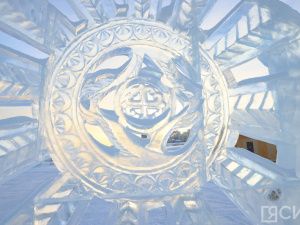 Искусство из снега и льда: зимние скульпторы соревнуются в Якутске за звание лучшего