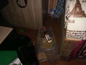 69-летняя жительница Покровска незаконно продавала алкоголь в своем доме