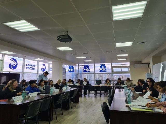 Час КСВО: Региональный Комитет семей воинов Отечества оказывает поддержку семьям участников СВО