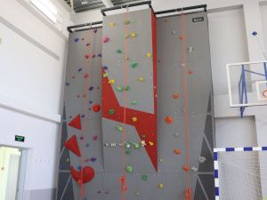 В День знаний в Якутии открыли новый учебный корпус кадетской школы