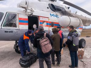 Оперативные группы МЧС России работают в Ленском, Алданском и Амгинском районах