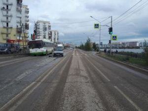 В Якутске водитель сбил девушку на пешеходном переходе