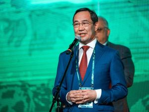 Айсен Николаев открыл Кубок мира по вольной борьбе