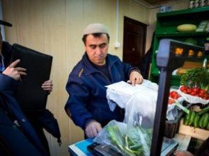 «Овощники сегодня откроются». Ирина Высоких организовала встречу с узбекской диаспорой