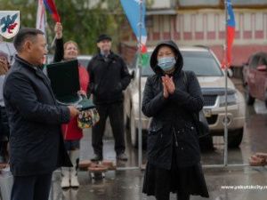 В Якутске поздравили со 100-летним юбилеем ветерана войны Семена Колтовского