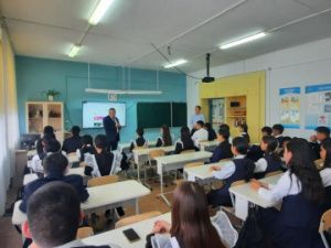 В селе Майя провели фестиваль профессий для молодёжи 