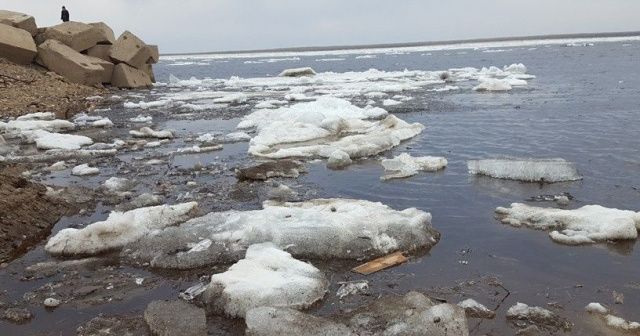 Прокуратура напоминает о необходимости соблюдения мер безопасности в период весеннего паводка и ледохода