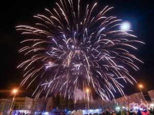 Где можно запускать новогодние фейерверки в Якутске: список разрешенных мест