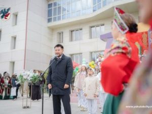 Евгений Григорьев посетил праздничные площадки Якутска