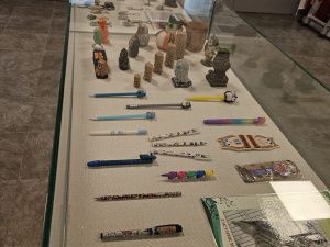 В SMART-библиотеке Якутска открылась выставка, посвященная совам и филинам