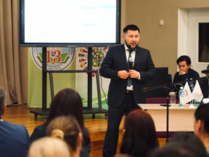 Евгений Григорьев встретился с общественностью Промышленного округа