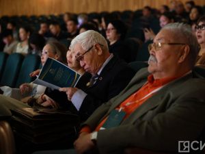 В Якутске стартовала научная конференция, объединившая лингвистов и эпосоведов из шести стран