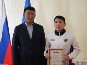 В Якутске чествовали победителей и призеров первого чемпионата мира по борьбе хапсагай
