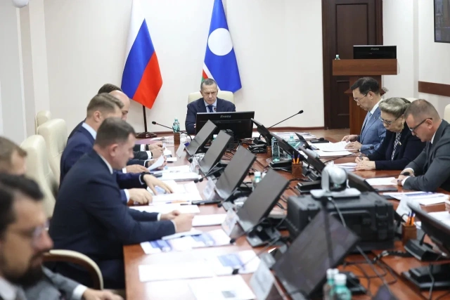 Юрий Трутнев провел заседание в Якутске