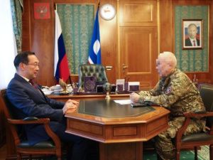 Глава Якутии обсудил с комбатом «Боотур» вопросы поддержки подразделения