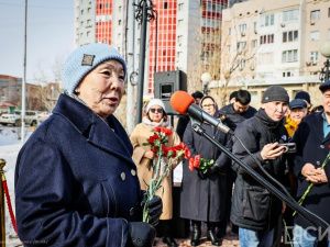 В Якутске почтили память Гавриила Чиряева к 99-летию государственного деятеля