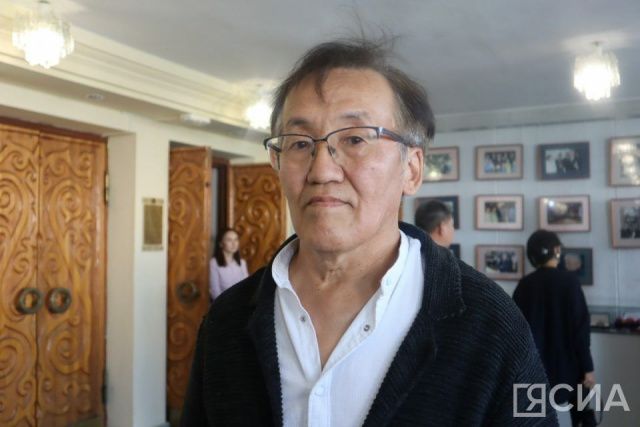 «Михаил Ефимович начал развитие якутского кино»: Алексей Романов о первом президенте Якутии