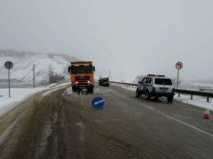 В Хангаласском улусе нетрезвый водитель совершил двойное столкновение