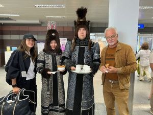 В Якутию приехал Сергей Ястржембский. Известный политик и режиссер вновь снимает фильм о шаманах 