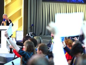 Глава Якутии прокомментировал прямую линию с Президентом России