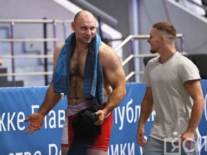 Фоторепортаж: яркие моменты первого дня международного турнира Коркина в Якутске