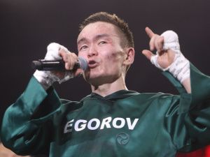 Легенда якутского бокса Василий Егоров завершил карьеру победой в профессиональном ринге