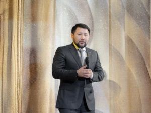 Евгений Григорьев поздравил детей участников СВО