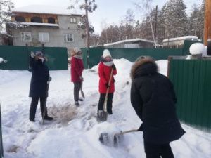 В Кангалассах провели акцию «Уважай соседа! Помоги соседу»