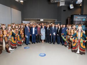 В Якутске открылась выставка «Золото рядом»