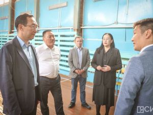 Глава Якутии поручил разработать проект строительства школы в селе Нюрбачан