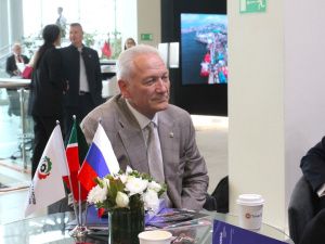 ВЭФ-2024: Вилюйский район и промышленный кластер Татарстана подписали соглашение о сотрудничестве