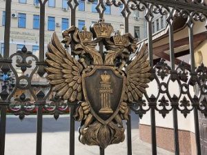 В Якутии прокуратура нашла нарушения в выплатах медикам за COVID-19