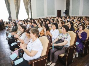 Профессия добрых дел: В Якутске поздравили социальных работников