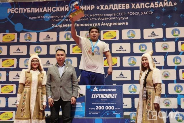 Борец Никита Хабаров трижды стал абсолютным чемпионом турниров по хапсагаю за месяц