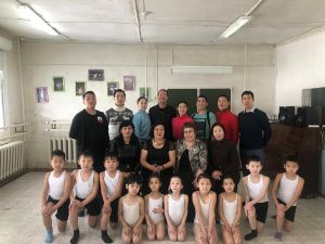 Национальный театр танца приехал с гастролей по Заполярной Моме