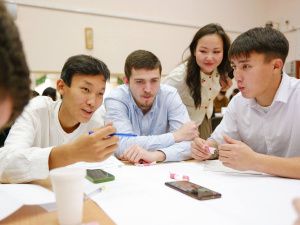 Более 120 человек приняли участие в интенсиве по студенческому инициативному бюджетированию в Якутске