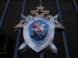 Сожитель матери изнасиловал девочку — она рассказала родному отцу…