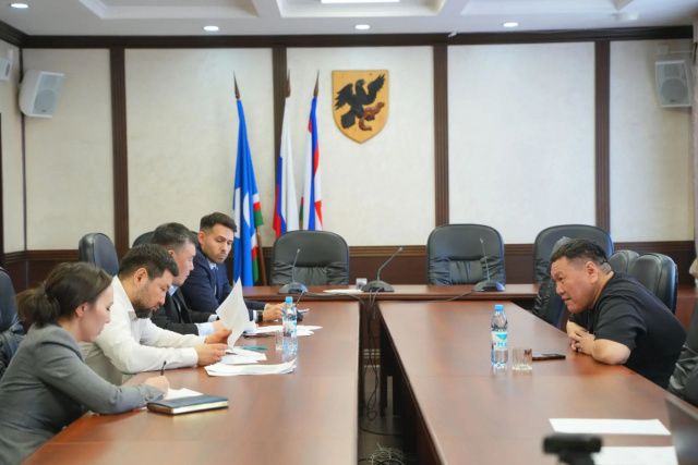 Главное: Евгений Григорьев провел личный прием граждан