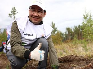 Глава Якутии принял участие в ежегодной всероссийской акции «Сохраним лес»