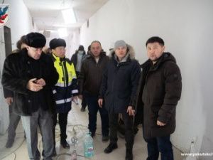 Евгений Григорьев осмотрел ремонтные работы в здании бывшего кооперативного техникума