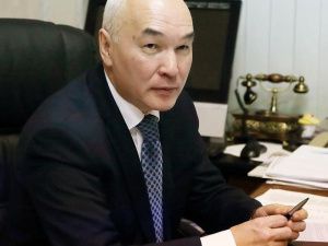 ВИЛЮЙСКИЕ КОРМУШКИ? В Вилюйском улусе глава муниципального предприятия одновременно является индивидуальным предпринимателем, активно осваивая бюджетные средства