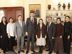 Всероссийский детский центр «Смена» и Якутия расширяют взаимодействие в сфере детского отдыха, подготовки вожатых и трудового воспитания