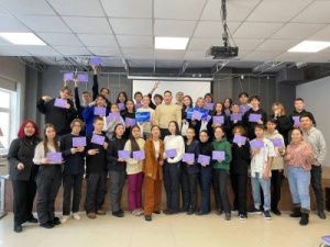 В Якутске провели тренинг по командообразованию «Созвездие Первых»