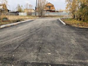 В Якутске асфальтируют внутриквартальные территории