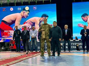 Около 350 спортсменов участвуют в турнире Гран-при МинГООБЖН Якутии