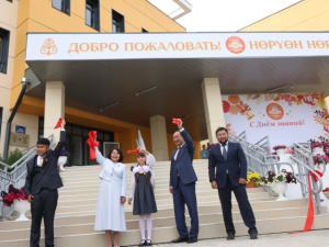 В Якутске открылась самая большая школа имени Первого Президента республики Михаила Николаева