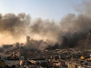 Бейрут приходит в себя после мощного взрыва