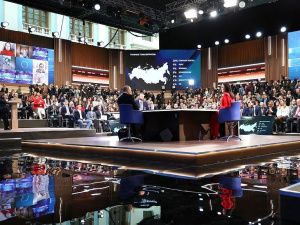 Владимир Путин заявил о необходимости повышения коэффициента рождаемости до 2,3%