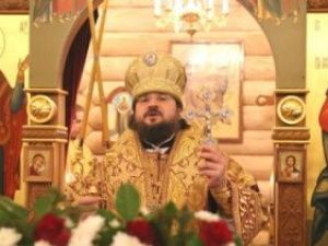 Ил Дархан наградил архиепископа Якутского и Ленского Романа